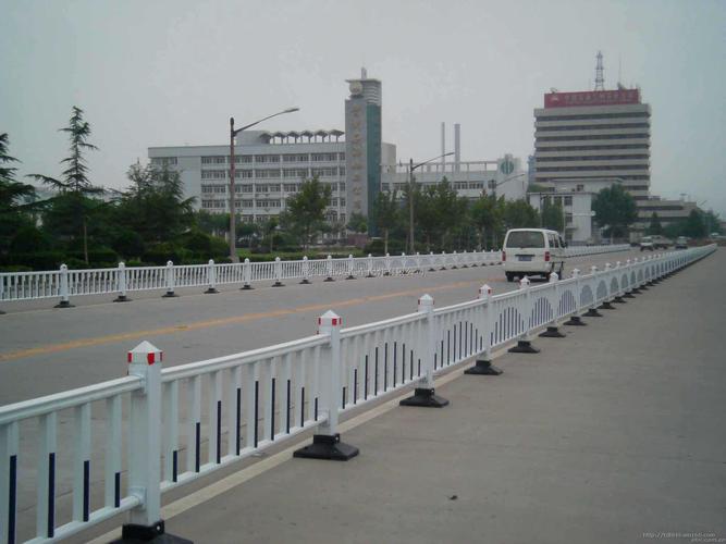 产品关键词:                          城市道路护栏,北京城市道路